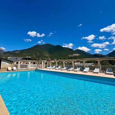 Hotel Le Catinat Fleuri Guillestre Esterno foto