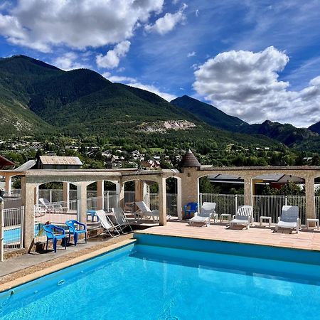Hotel Le Catinat Fleuri Guillestre Esterno foto