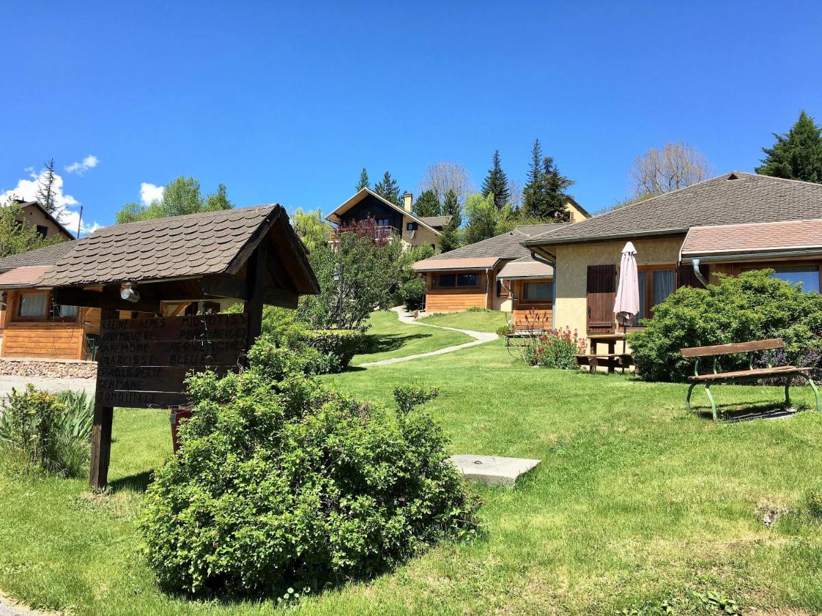 Hotel Le Catinat Fleuri Guillestre Esterno foto