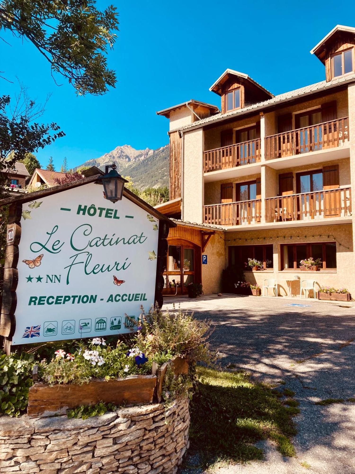 Hotel Le Catinat Fleuri Guillestre Esterno foto
