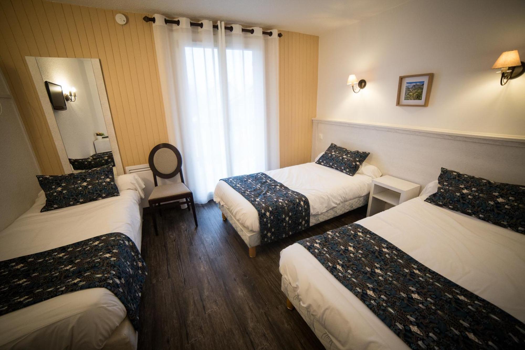 Hotel Le Catinat Fleuri Guillestre Esterno foto
